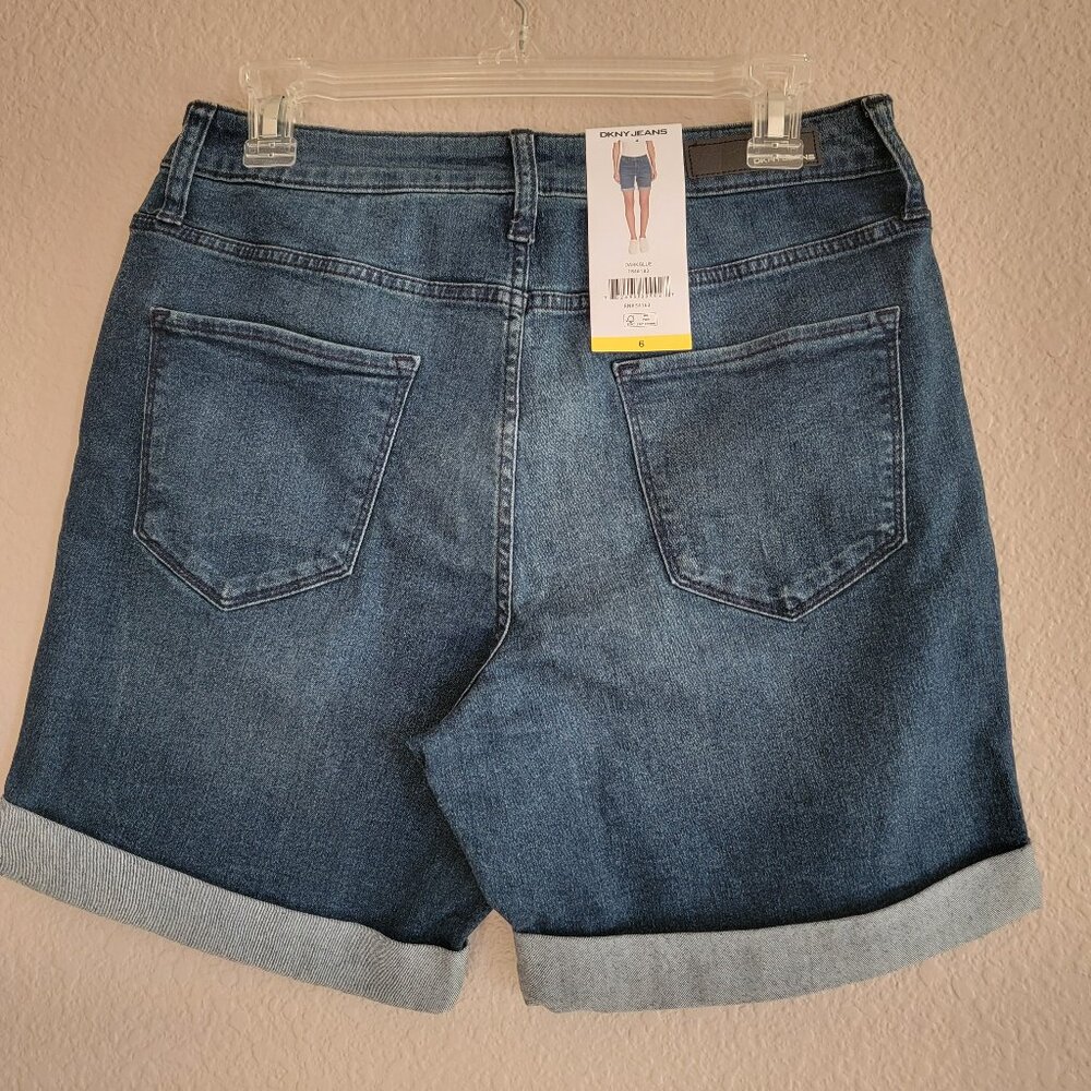 DKNY Ladies' Bermuda Short NWT - Picture 5 of 5